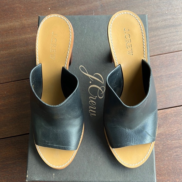 Women's Black leather J-Crew Mules size